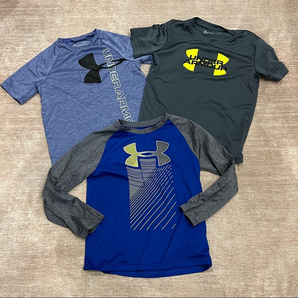 Lot of kids under Armour Shirts